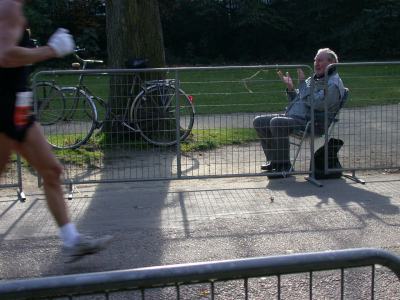 Weinig publiek langs de Marathon Weinig publiek langs de Marathon